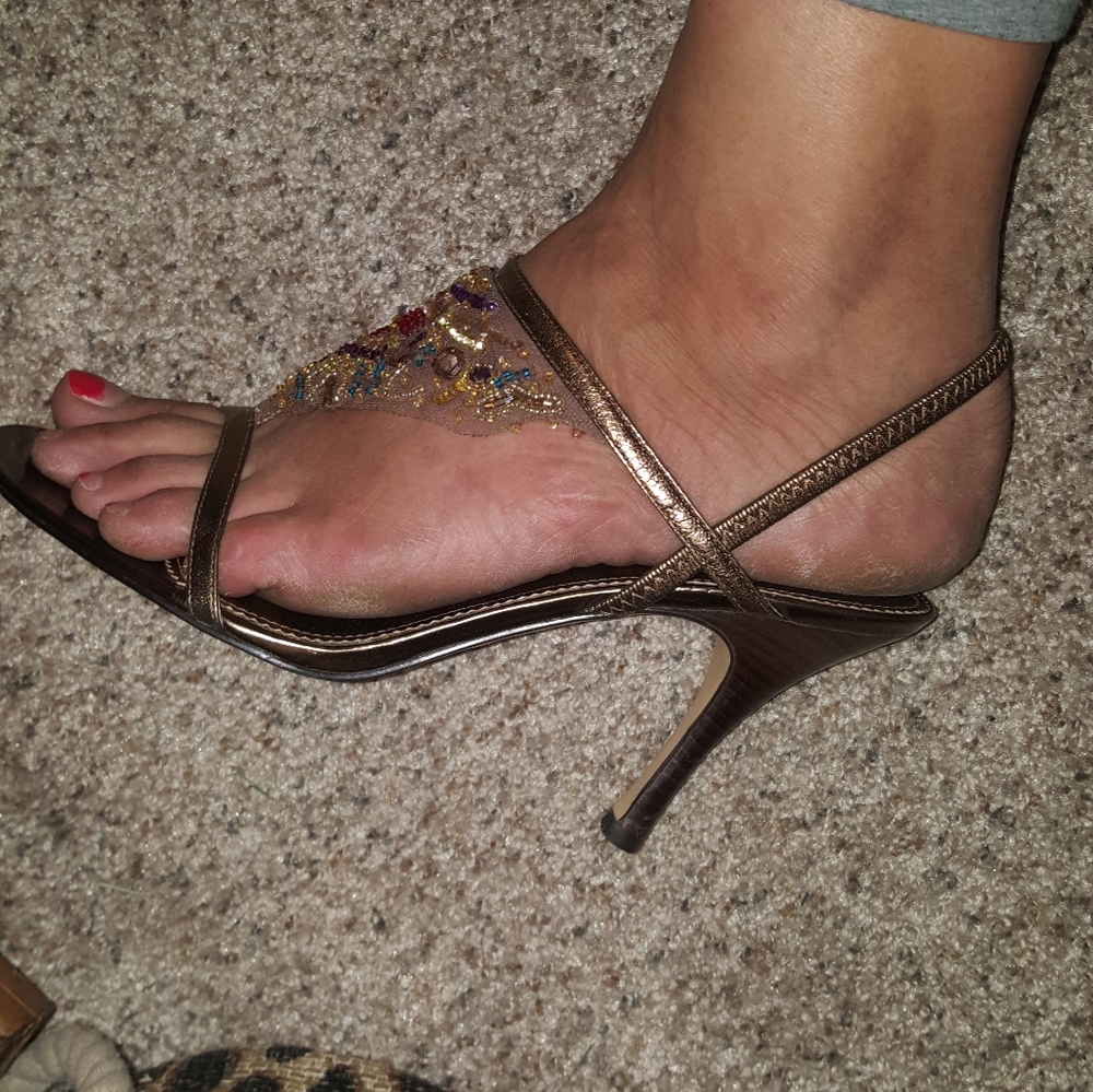 Heels - Picture 4 of 5